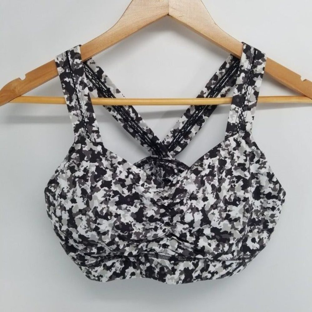 Crane black grey and white padded sports bra L